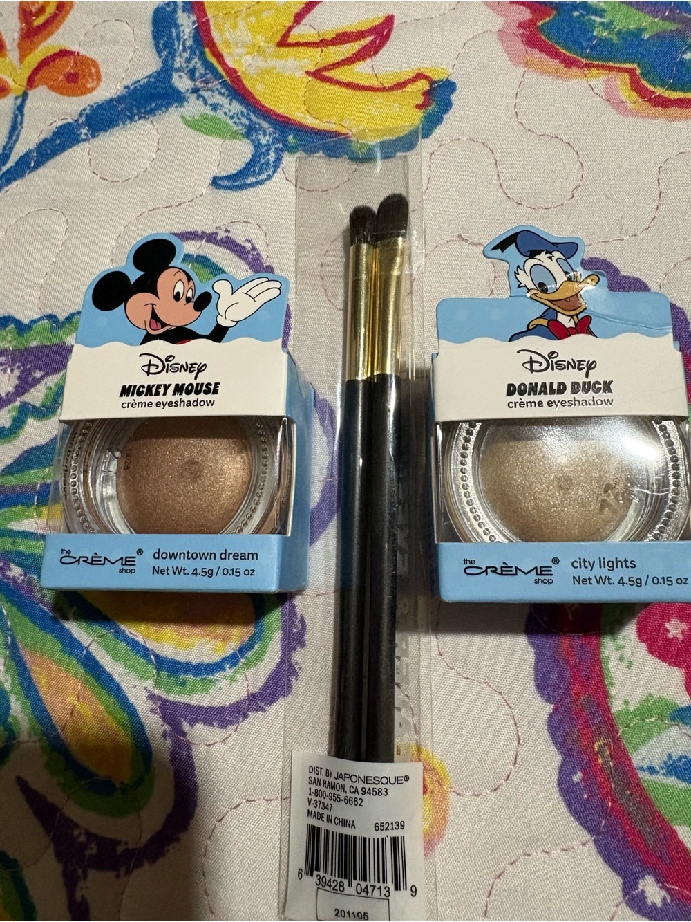 Disney Crème Eyeshadow Duo Set in Shimmering Bronze & Champagne with Brushes